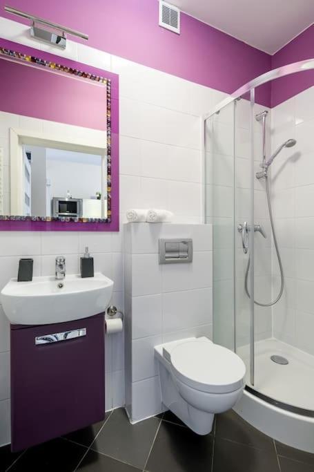 Modern Apartment In Best Location Krasków Eksteriør bilde