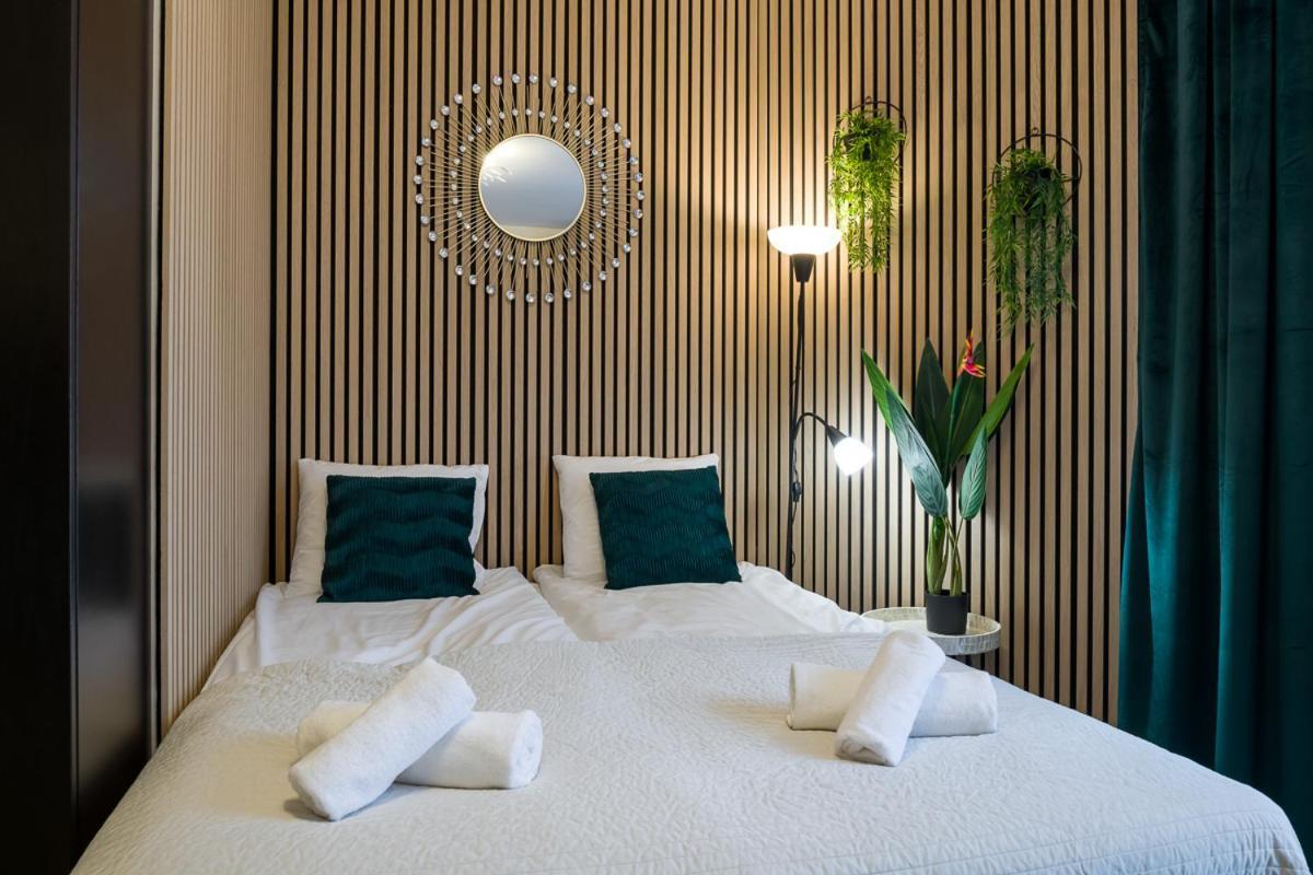 Modern Apartment In Best Location Krasków Eksteriør bilde